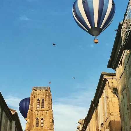 La Maison Du Vignoble Piscine, Tennis, Wallbox